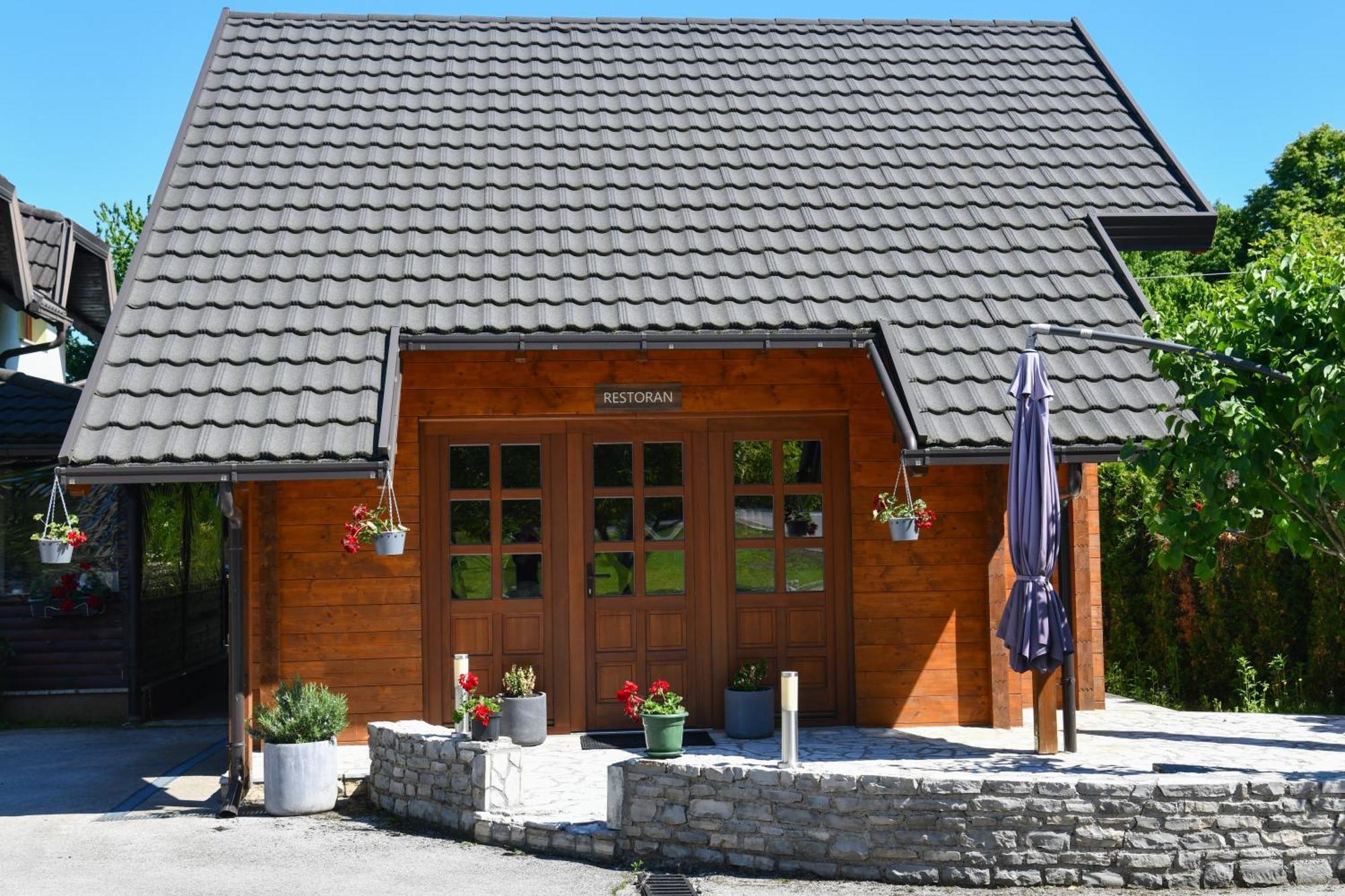 Villa Cancar Grabovac  Eksteriør billede